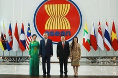 Top Vietnamese leader makes historic visit to ASEAN Secretariat