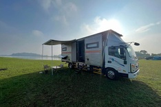 Hanoi man converts truck into mobile home for family adventures