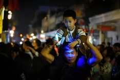 Vietnam saves 448,000 kWh during Earth Hour 2025