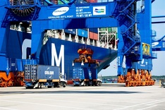 Vietnam eyes positive outlook amid US tariff pressures