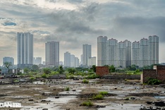 Many parks in Hanoi abandoned for years