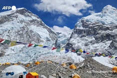 Nepali climbers kick off Everest climbing season with summit ascent