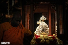 Buddha’s sacred relics to be enshrined at Hanoi pagoda