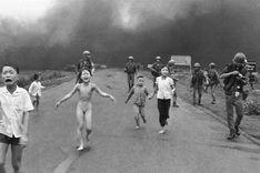 World Press Photo cast doubt on 'Napalm Girl' photographer's identity