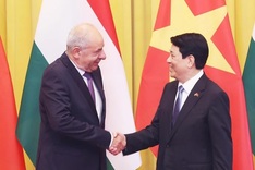 Vietnam treasures ties with Hungary: State President