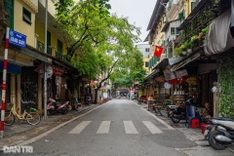 Hanoi's Old Quarter fashion stores face wave of shutdowns
