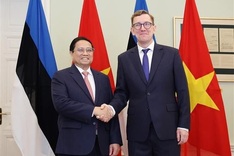 Vietnamese Prime Minister holds talks with Estonian counterpart in Tallinn