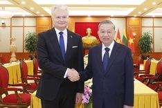 Vietnam wants to develop relations with Lithuania: Party chief