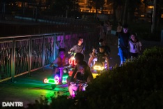 Poor lighting at Hanoi park affects public use