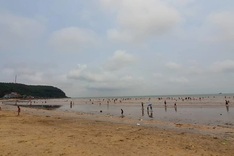 Couple die in suspected Haiphong beach drowning