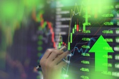 Vietnam stocks surge after Trump announces trade deal with Vietnam