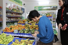 CPI climbs over 3.3 per cent in second quarter