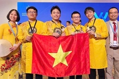 Vietnam wins four gold medals at International Chemistry Olympiad