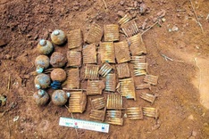 Grenades and unexploded rounds found in civilian garden in Quang Tri