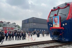 Vietnam begins nationwide ticket sales for cross-border China train route
