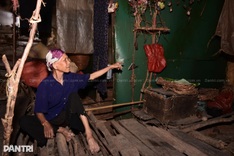 Elderly disabled woman lives alone in Lang Son remote forest, seeks help