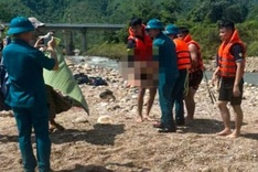 Two students drown at unregulated tourist spot in Danang