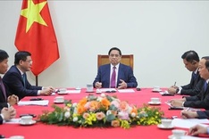 Vietnamese Prime Minister holds phone talks with Cambodian counterpart