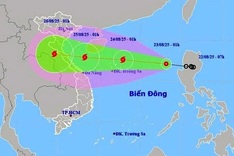 Strong, fast-moving Kajiki expected to make landfall on August 25