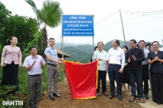 New road and six houses built for poor families in Lao Cai