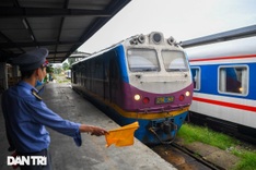 Vietnam cancels flights and trains as Typhoon Kajiki disrupts transport