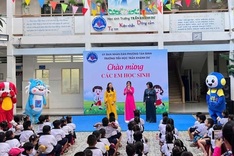 Ho Chi Minh City students return to school for new academic year