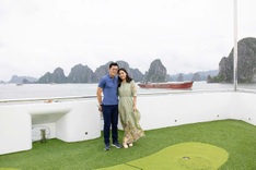Bhutan royals enjoy Halong Bay cruise