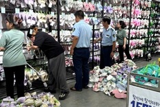 Thousands of counterfeit branded goods seized in Nha Trang