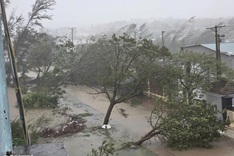 Typhoon Bualoi brings heavy rain to central Vietnam