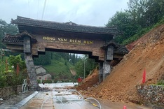 Dong Van Karst Plateau welcome gate collapses after days of heavy rain