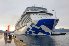 Discovery Princess brings 1,200 cruise passengers to Khanh Hoa