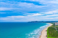 Sea-crossing bridge linking Cam Ranh Airport with Ninh Thuan proposed