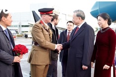 Party General Secretary To Lam arrives in London for official visit to UK