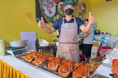 Specialties from across Vietnam showcased at Autumn Fair in Hanoi