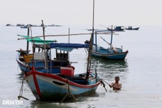 Khanh Hoa orders boats ashore, reservoir release ahead of typhoon