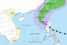 Typhoon Fung Wong enters the East Sea with sustained winds of level 13