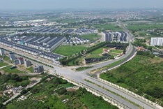 Experts urge caution over Hanoi land price hike plan