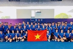 Vietnamese finswimmers bag 16 gold medals at SEA championship