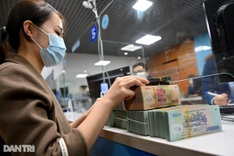 Banks to stop accepting passports for Vietnamese customers from 2026