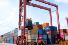 Cambodia to build inland port to expand trade links with Vietnam