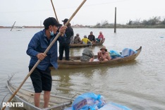 Gia Lai villages still without power and fresh water weeks after floods