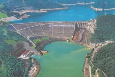 Phu Tho reallocates forest land for Hoa Binh hydropower expansion