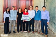 Readers donate over VND 257 million to five orphaned sisters