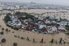 Dantri/Dtinews calls for 1,000 Tet gifts for flood victims