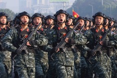 Security forces stage rehearsal for 14th National Party Congress