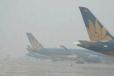 Dense fog disrupts flights at Noi Bai International Airport