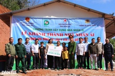 Nghe An family receives new home donated by Dantri readers