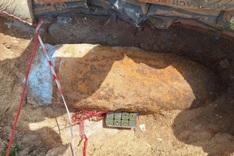 Two wartime bombs weighing more than 370kg found in Dak Lak