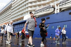 Vietnam welcomes record number of foreign visitors in January 2026