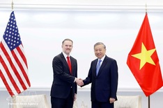 Vietnamese Party chief receives US Trade Representative